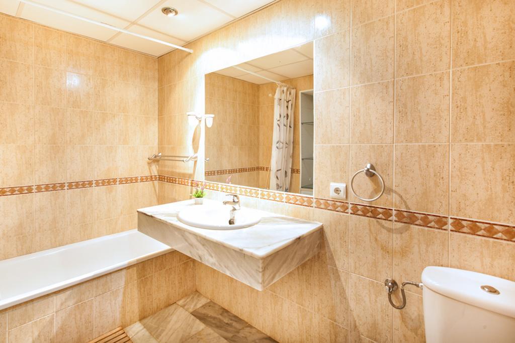 2035-Lovely 1 Bedrooms Sea View Apartment Manilva Exterior photo