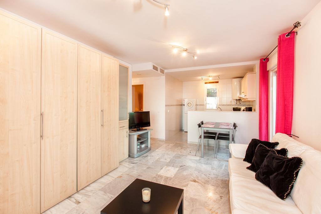 2035-Lovely 1 Bedrooms Sea View Apartment Manilva Exterior photo
